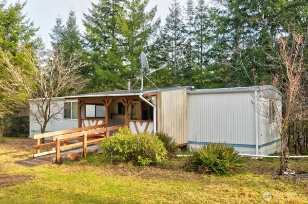 220 W Buck Prairie Road, Elma, WA 98541