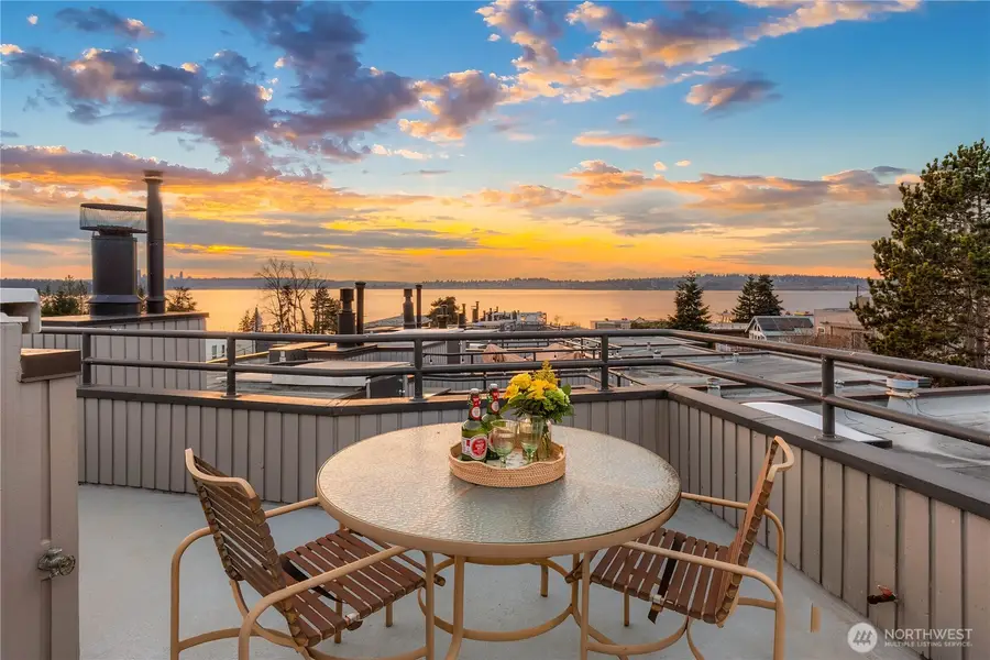 10142 NE 63rd Street, Kirkland, WA 98033 - Image #2