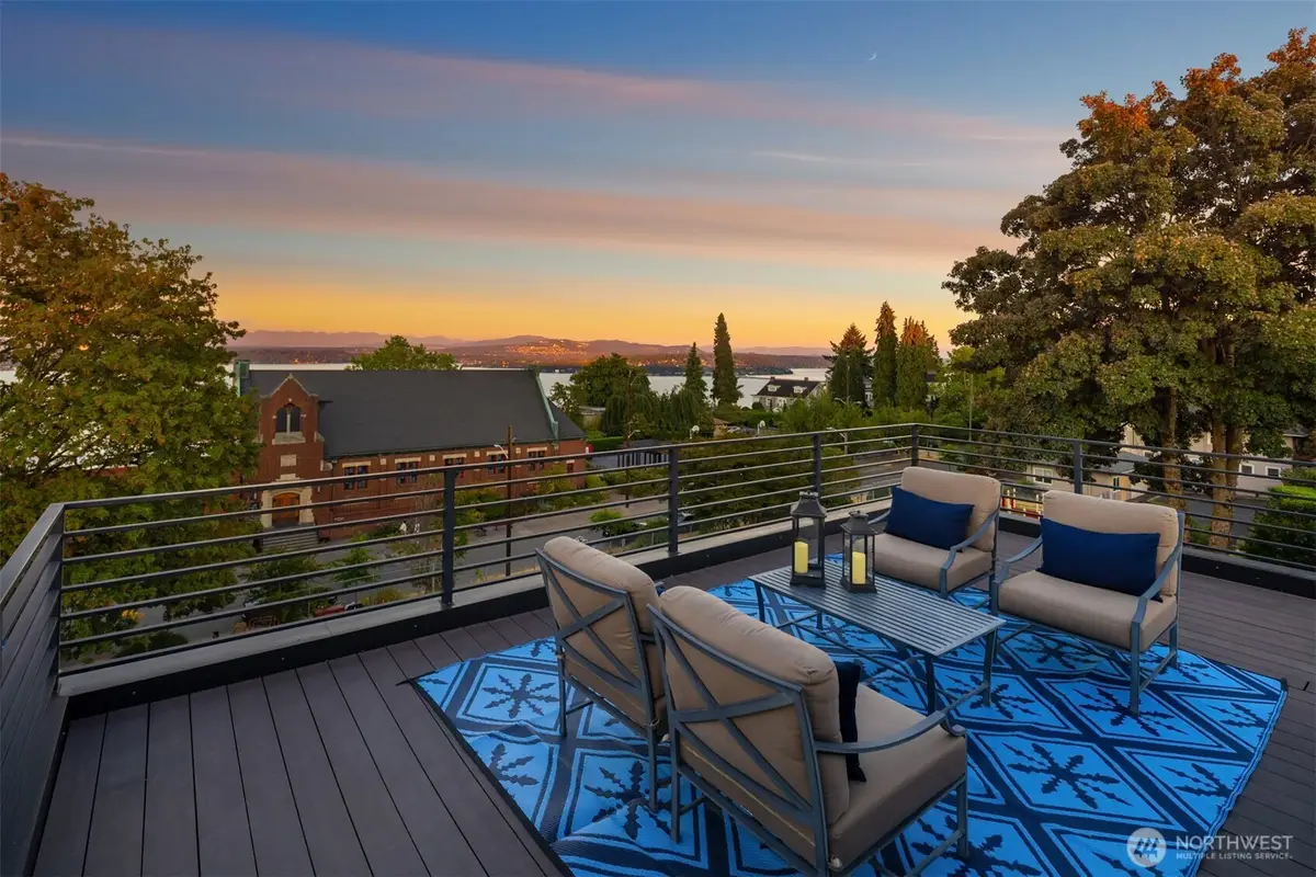 928 34th Avenue, Seattle, WA 98122 - Image #1