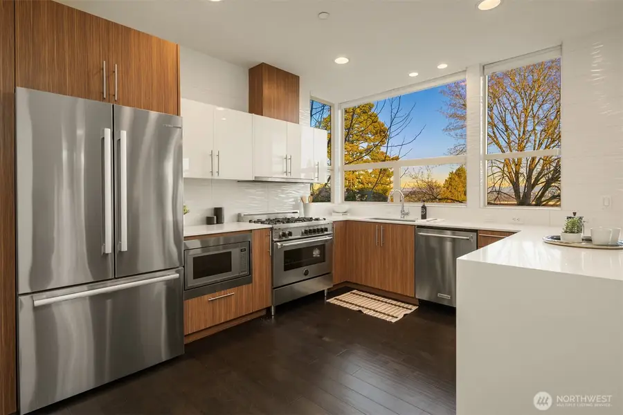 928 34th Avenue, Seattle, WA 98122 - Image #2