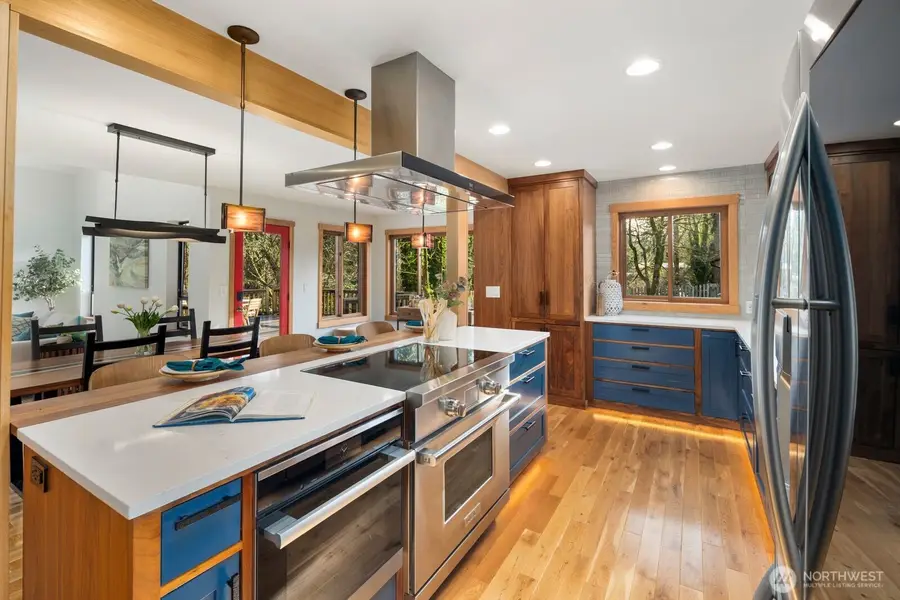 23208 107th Avenue Sw, Vashon, WA 98070 - Image #3