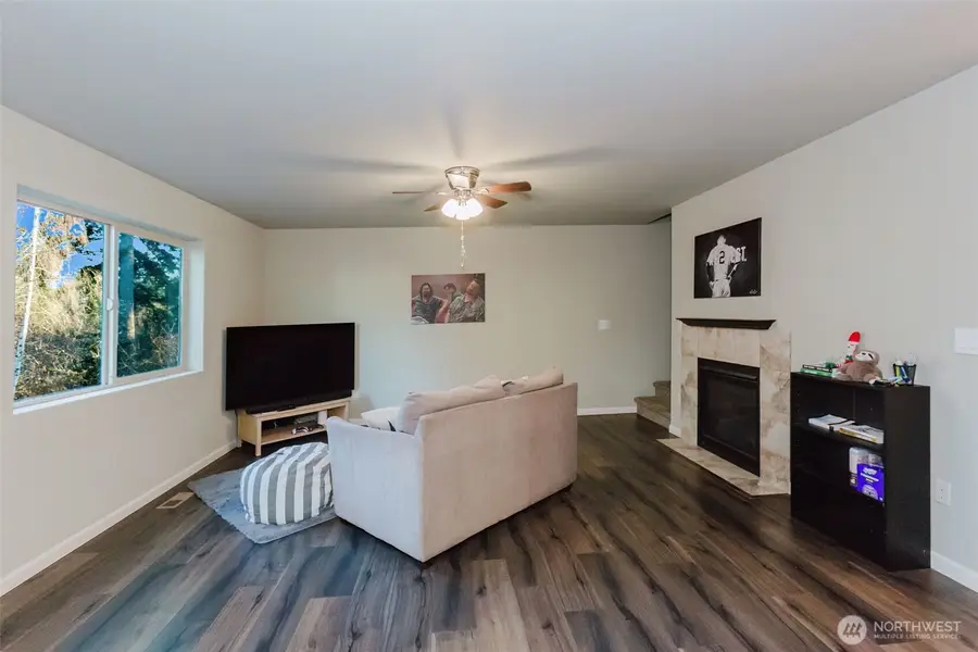 244 NE Tronson Circle, Bremerton, WA 98311 - Image #3