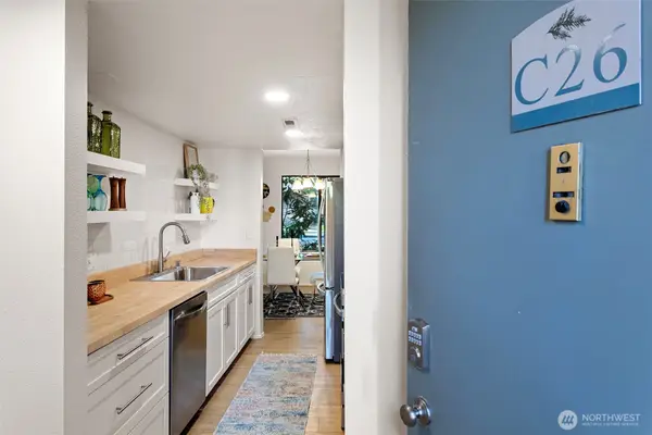 14331 124th Avenue Ne #C26, Kirkland, WA 98034