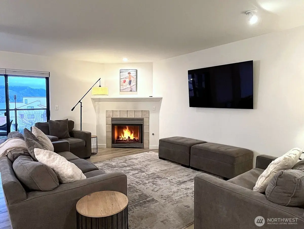 100 Lake Chelan Shores Drive #19-2, Chelan, WA 98816 - Image #1