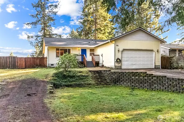 81 NE Santa Maria Lane, Belfair, WA 98528