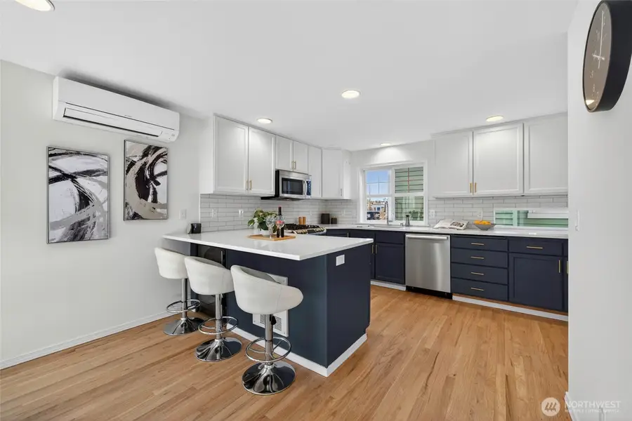 3828 Interlake Avenue N #A, Seattle, WA 98103 - Image #3