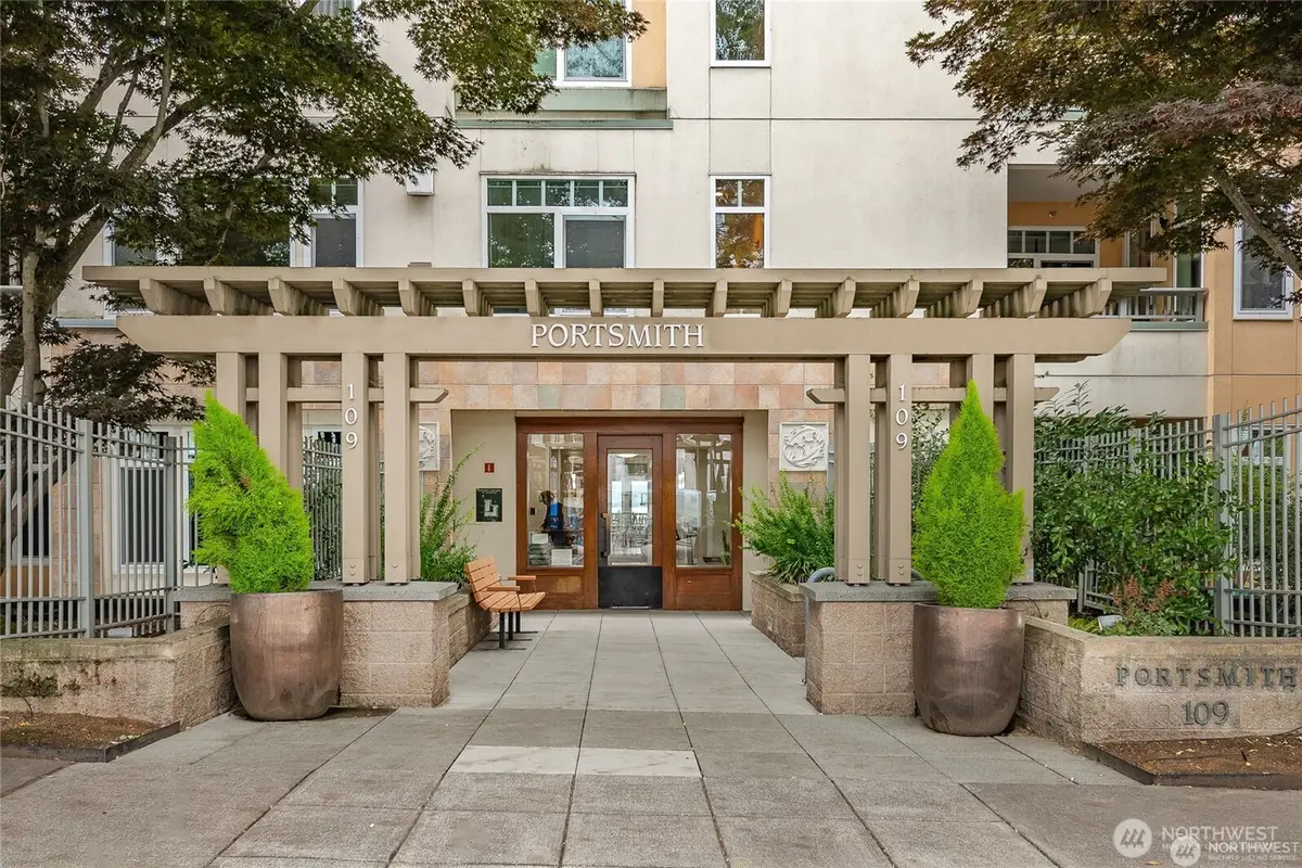 109 2nd Street S #423, Kirkland, WA 98033 - Image #1