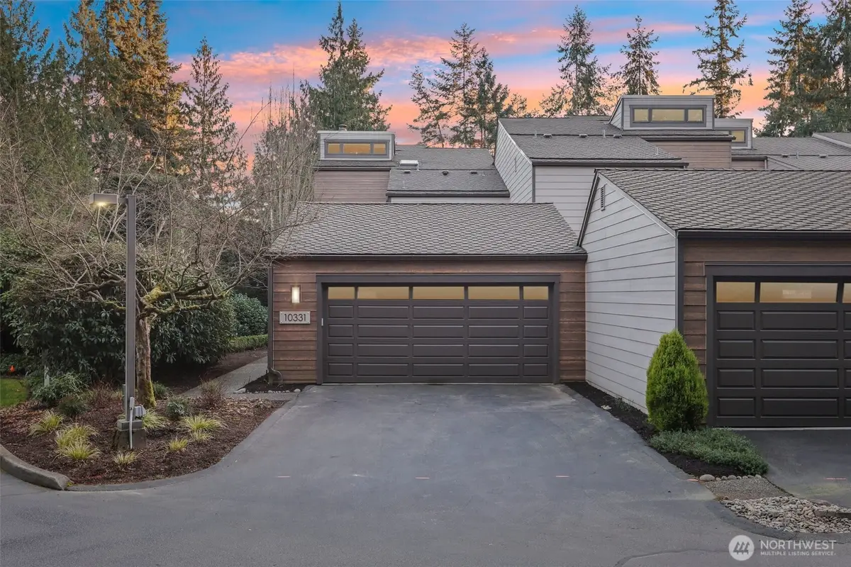 10331 NE 19th Place, Bellevue, WA 98004 - Image #1