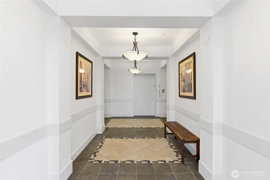 23924 NE 115th Lane #304, Redmond, WA 98053 - Image #3