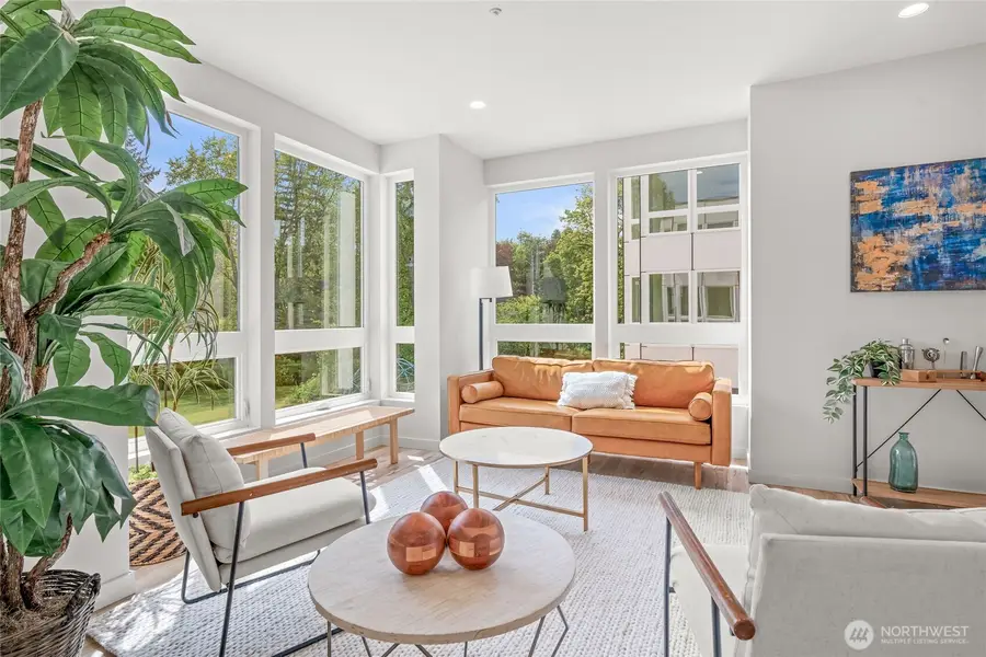 12229 Roseberg Avenue S #9, Seattle, WA 98168 - #3