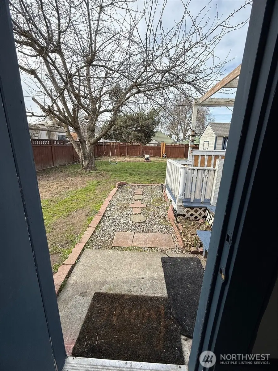 321 E Oak Street, Walla Walla, WA 99362 - #3