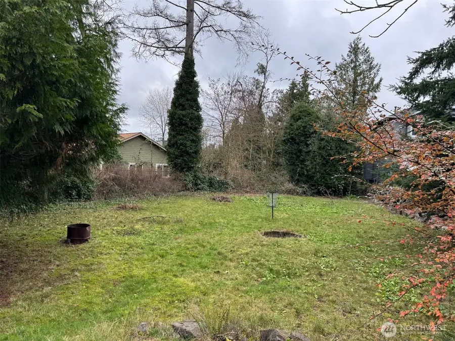 1564 Serpentine Place, Shoreline, WA 98155 - Image #3