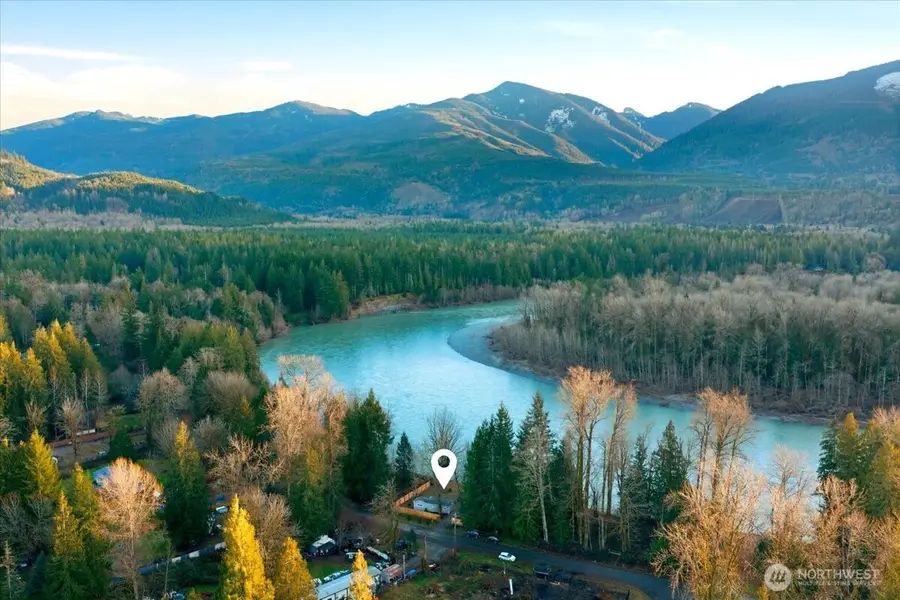 41722 S Shore Drive, Concrete, WA 98237 - Image #2