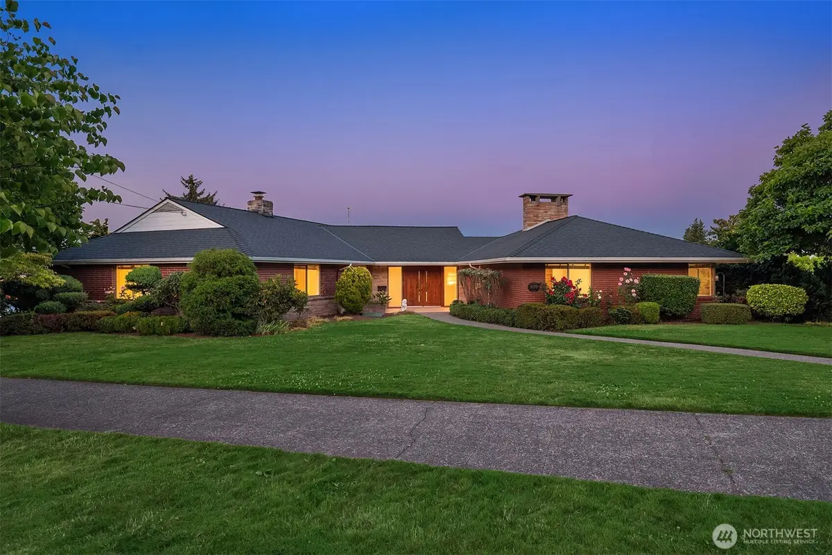 6070 Seward Park Avenue S, Seattle, WA 98118 - Image #1