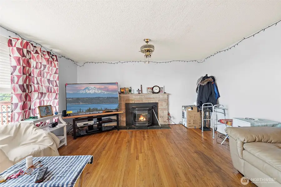 8829 20th Avenue Sw, Seattle, WA 98106 - Image #3