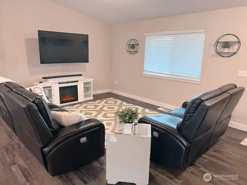 5031 E Rasor Road W, Belfair, WA 98528 - Image #2