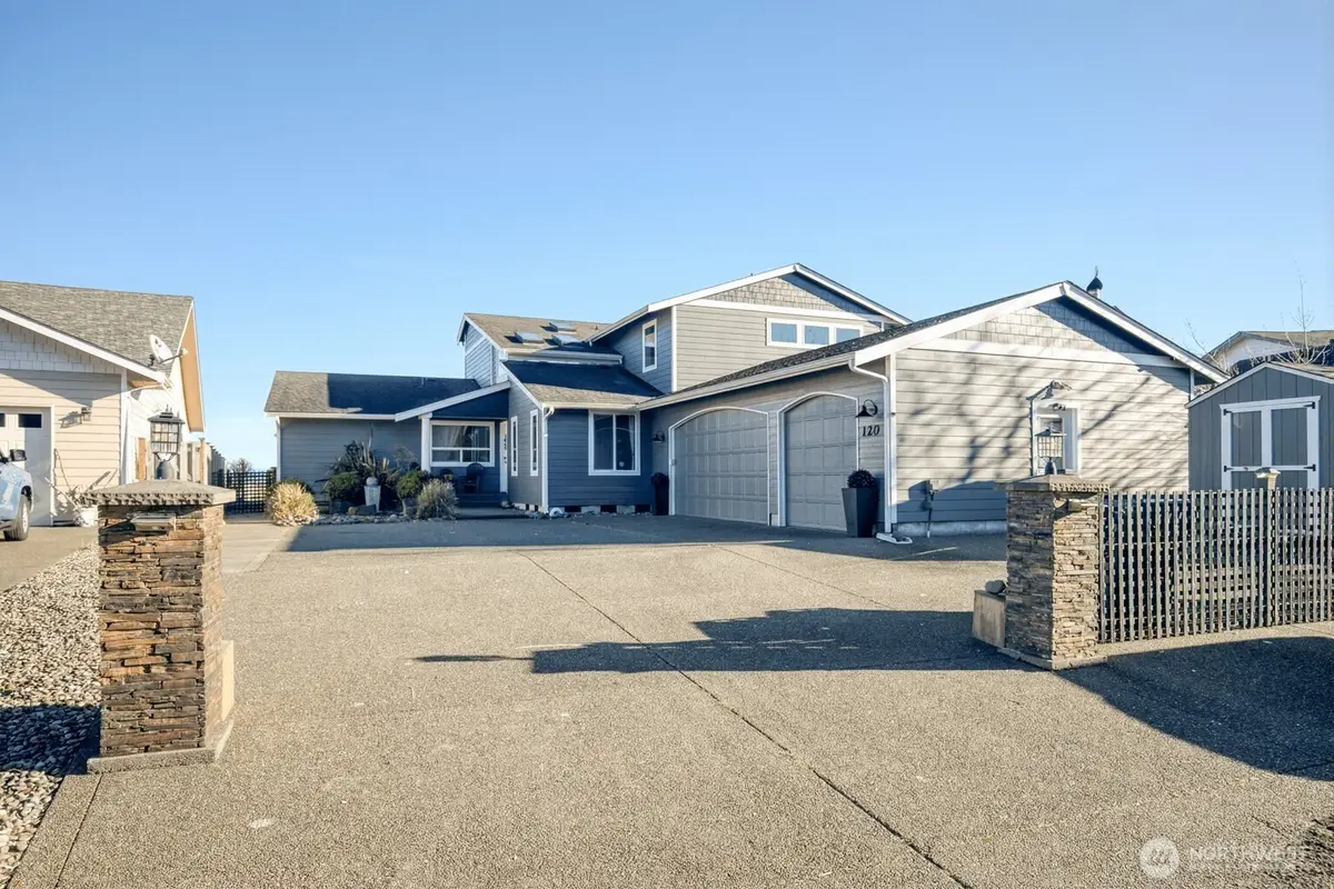 120 Sunrise Avenue Se, Ocean Shores, WA 98569 - Image #1