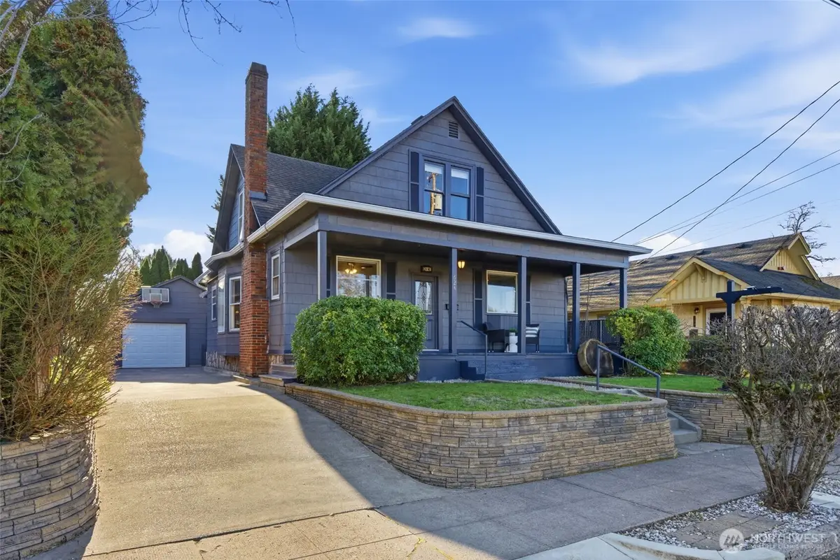 624 NE 2nd Avenue, Camas, WA 98607 - #1