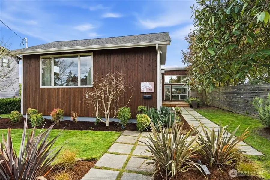 711 N 97th Street, Seattle, WA 98103 - #3