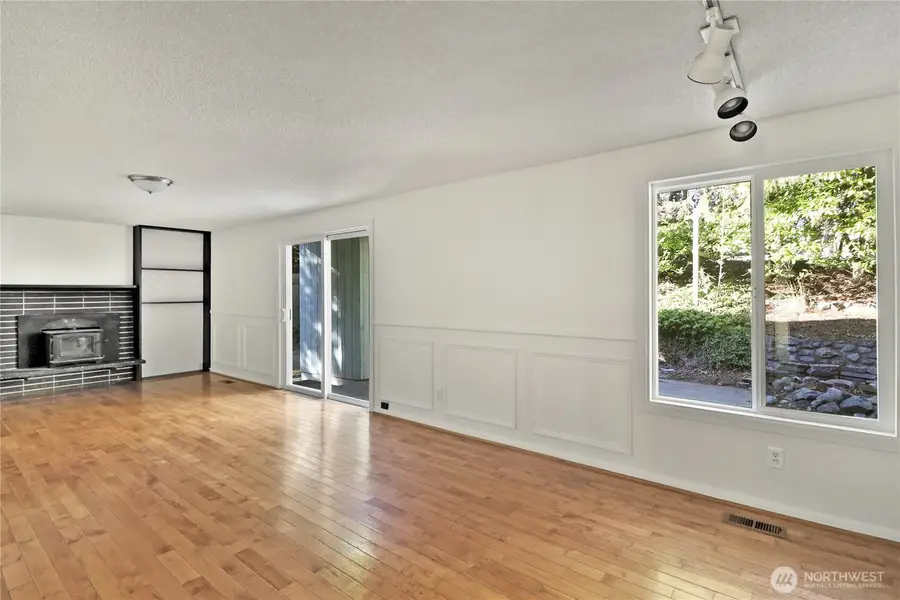 2186 Crosswoods Circle, Oak Harbor, WA 98277 - Image #2