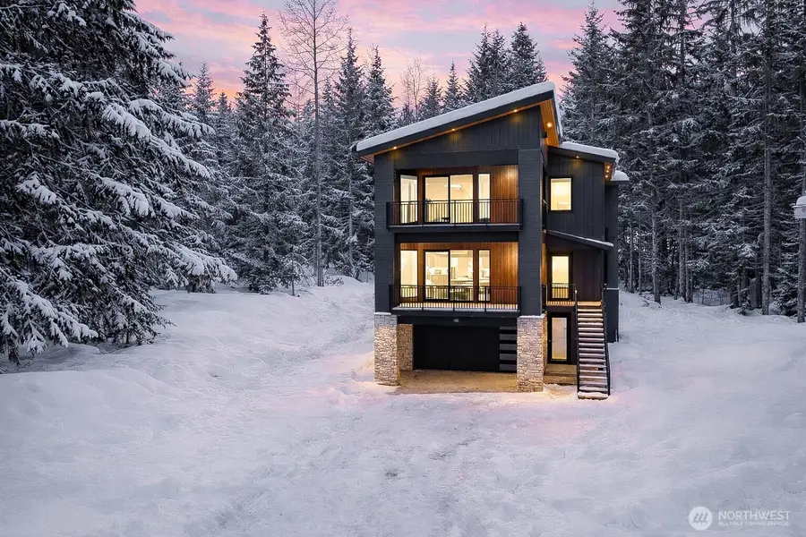 31 Kendall Pl, Snoqualmie Pass, WA 98068 - Image #2