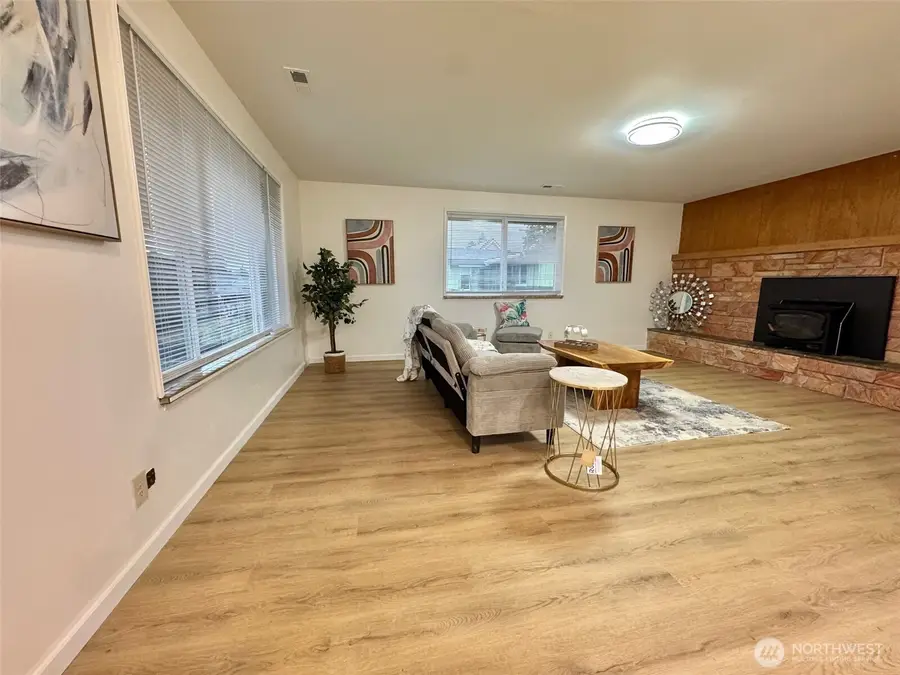 19431 107th Avenue Se, Renton, WA 98055 - Image #3