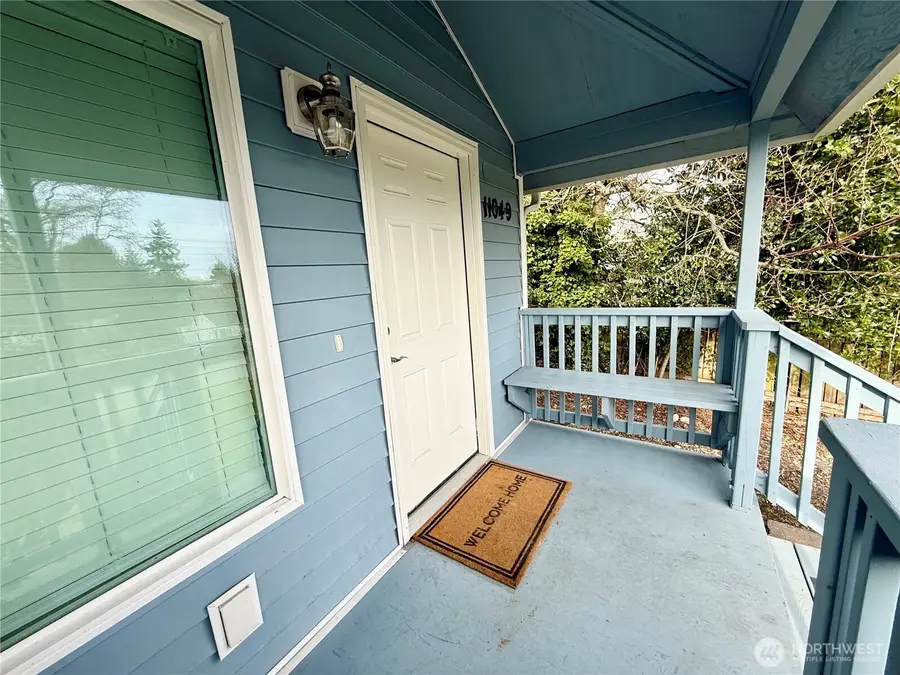 11049 18th Avenue Sw, Seattle, WA 98146 - Image #3