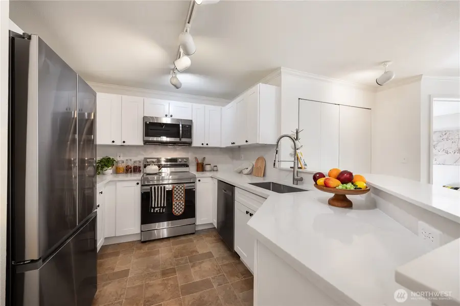 424 102nd Street Se #108, Bellevue, WA 98004 - Image #3