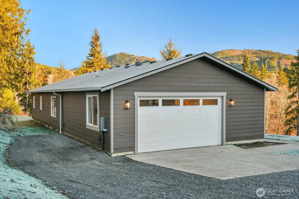 7412 284th Street Ne, Arlington, WA 98223 - Image #1