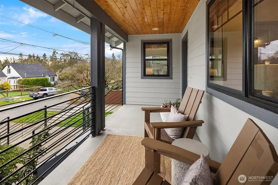 6241 38th Avenue Ne, Seattle, WA 98115 - #2