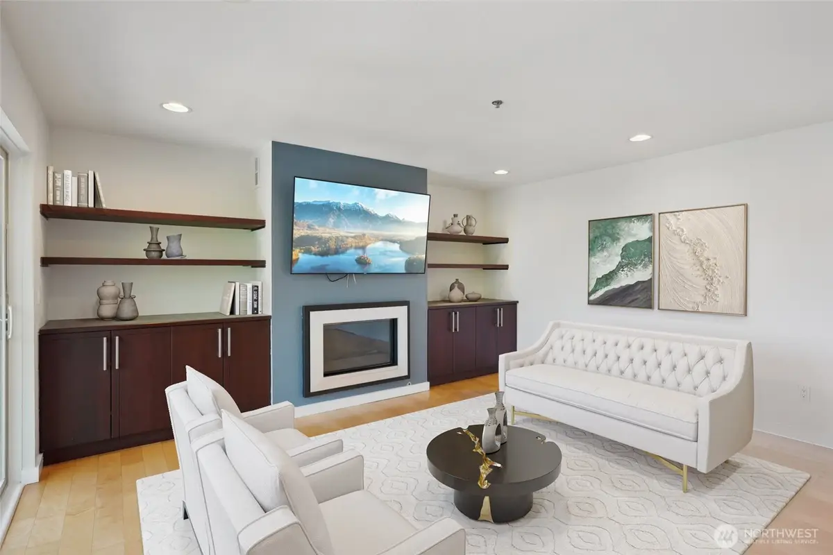 701 Galer Street #504, Seattle, WA 98109 - Image #1