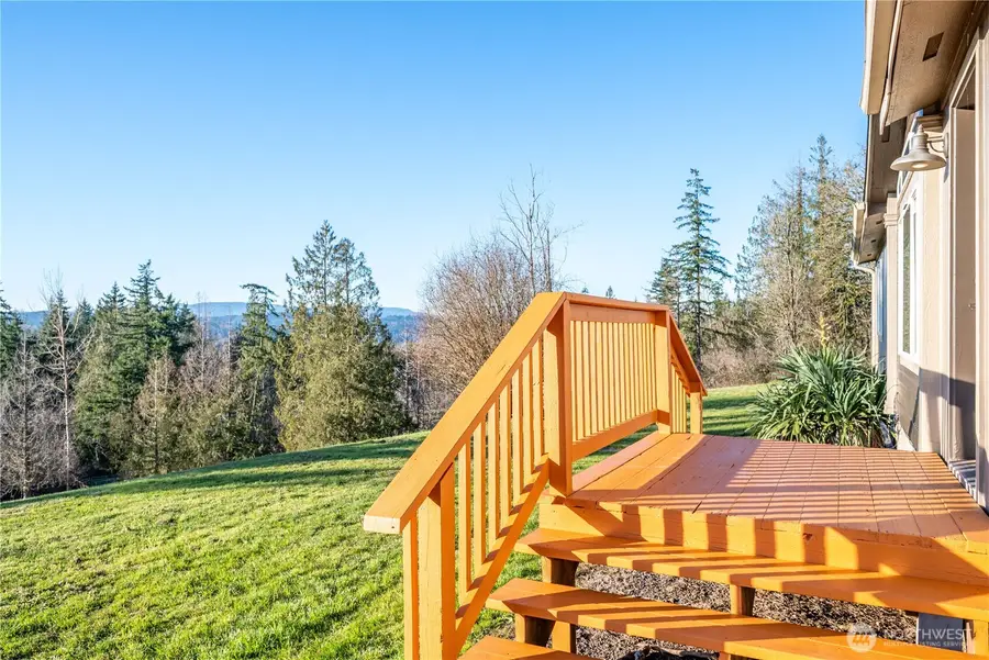 276 Alpenridge Road, Kelso, WA 98626 - Image #3