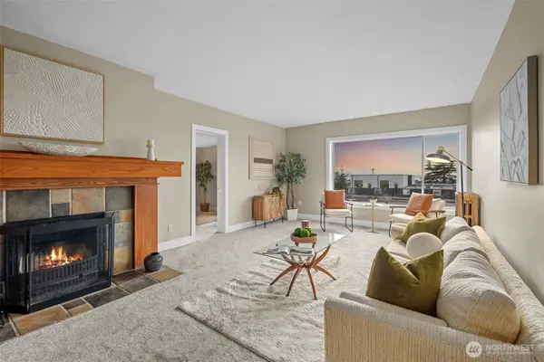 630 13th Avenue E, Seattle, WA 98102