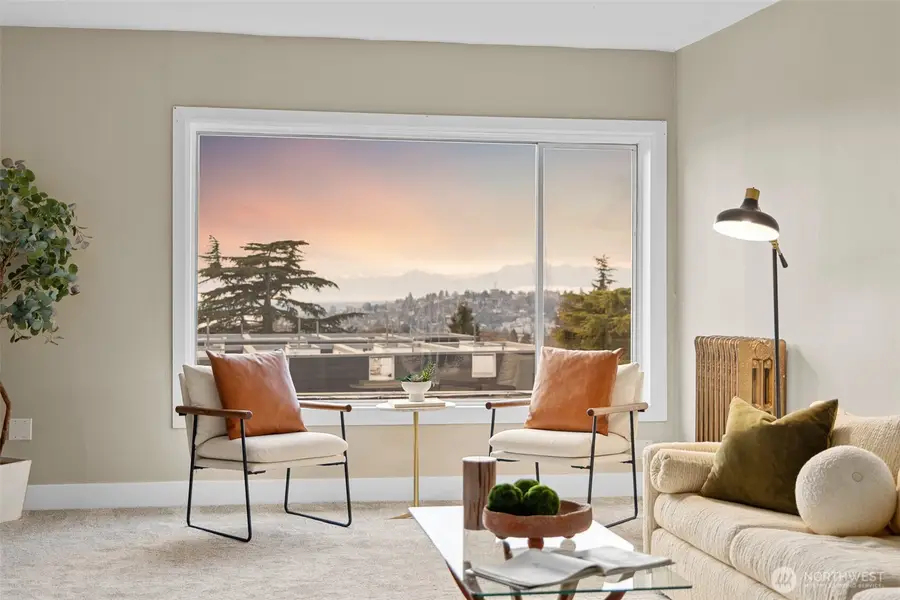 630 13th Avenue E, Seattle, WA 98102 - Image #2