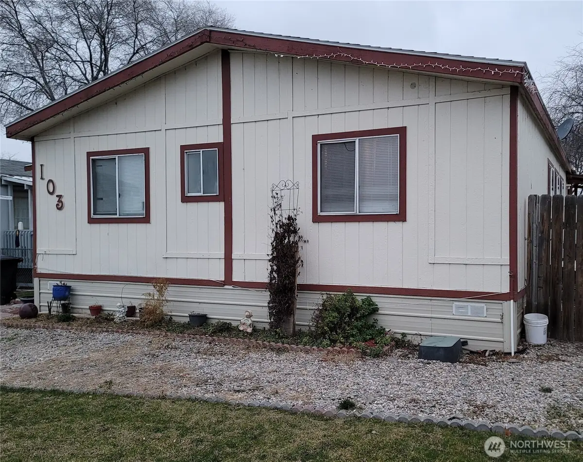 3010 W Peninsula Drive #103, Moses Lake, WA 98837 - Image #1