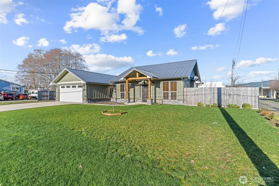 111 1st E, South Bend, WA 99586 - Image #3