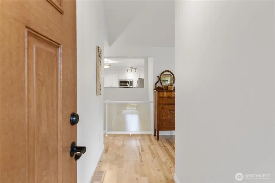 21318 Pioneer Way, Edmonds, WA 98026 - Image #3