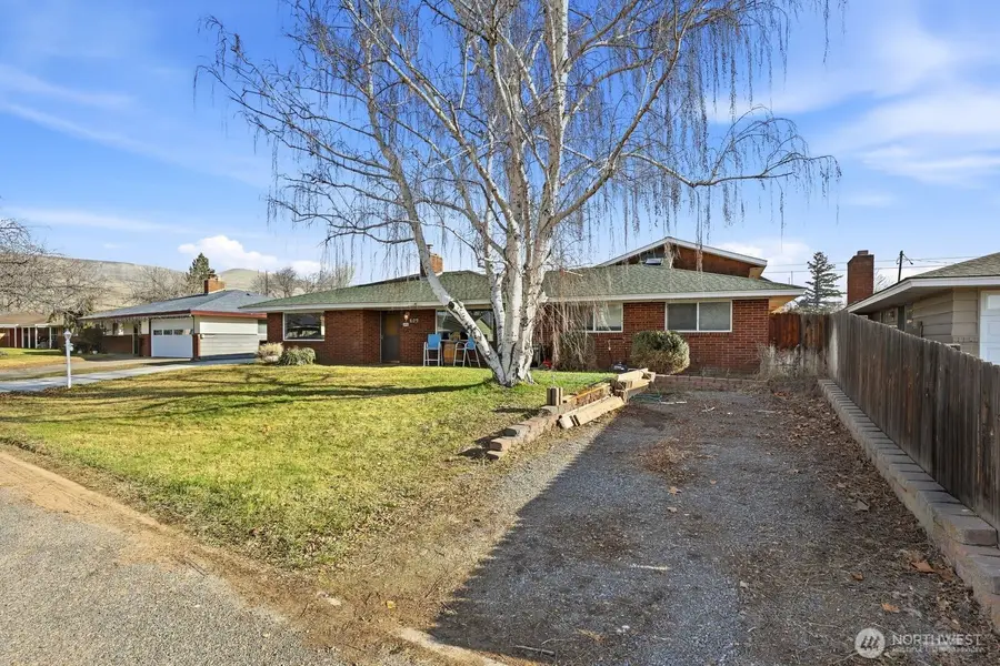 609 N 38th Street, Yakima, WA 98901 - Image #3