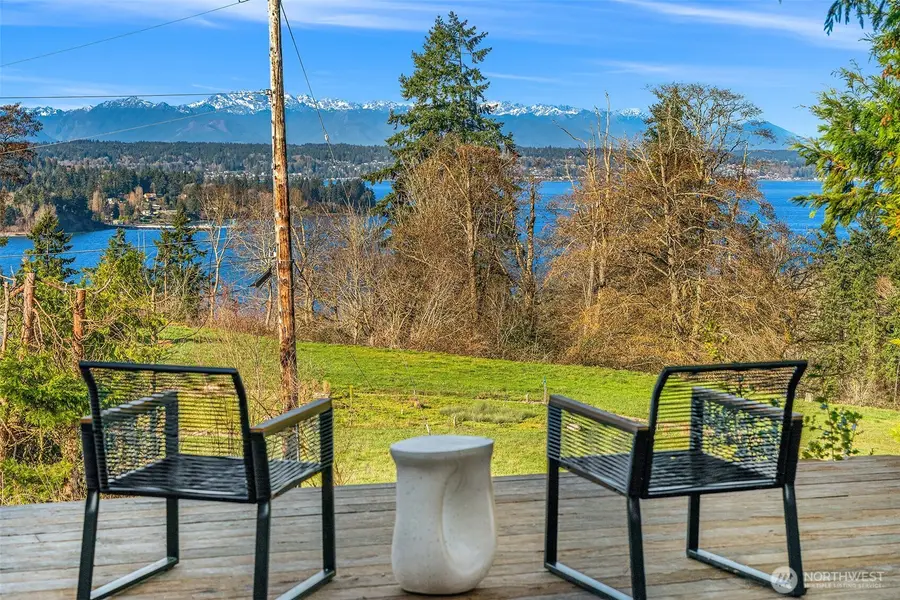 11519 Sea Breeze Avenue Sw, Vashon, WA 98070 - Image #3