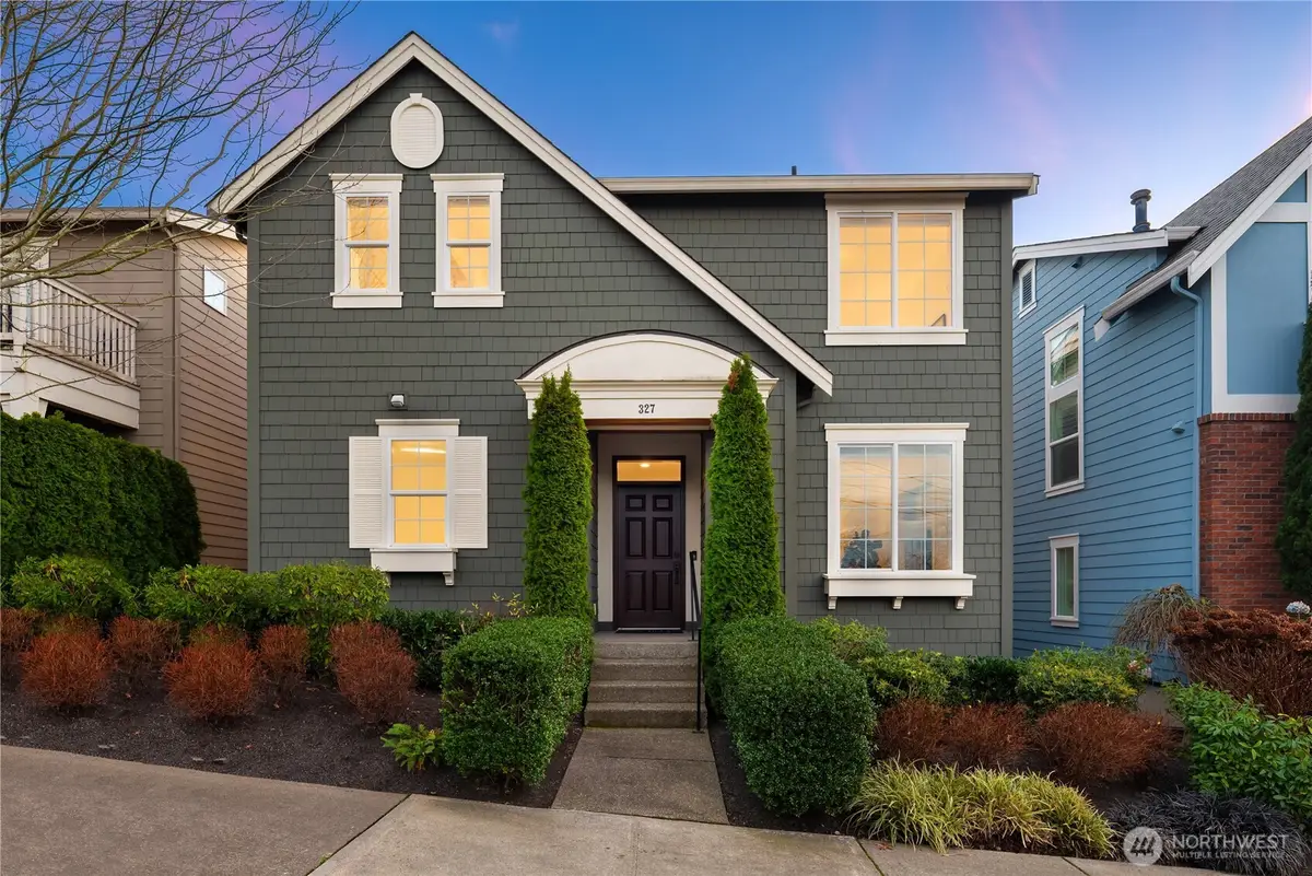 327 4th Avenue S, Kirkland, WA 98033 - Image #1
