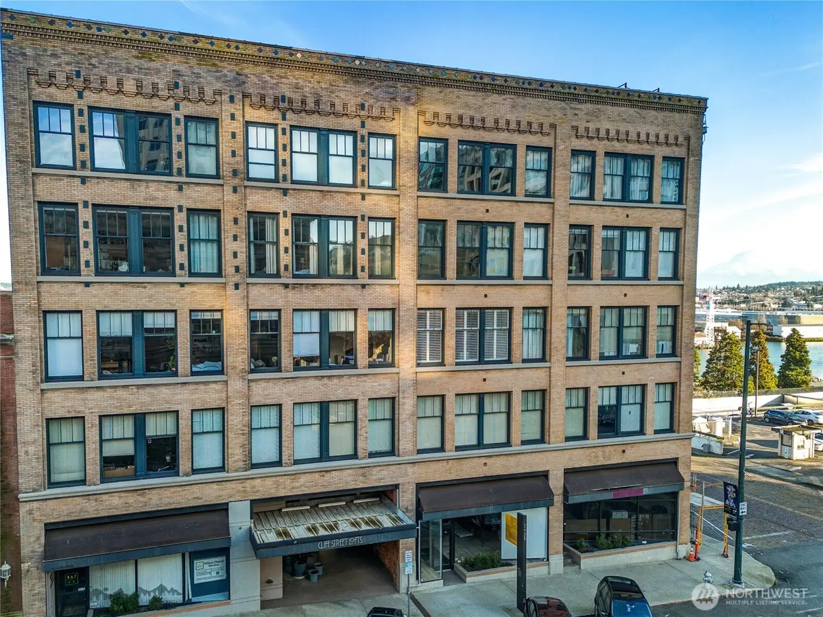 1120 Cliff Avenue #304, Tacoma, WA 98402 - Image #1