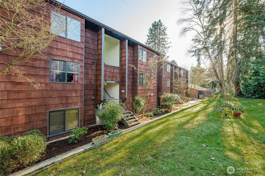 2316 NE 89th Street #2316, Seattle, WA 98115 - Image #3