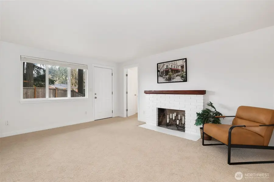 2403 B Street, Steilacoom, WA 98388 - Image #3