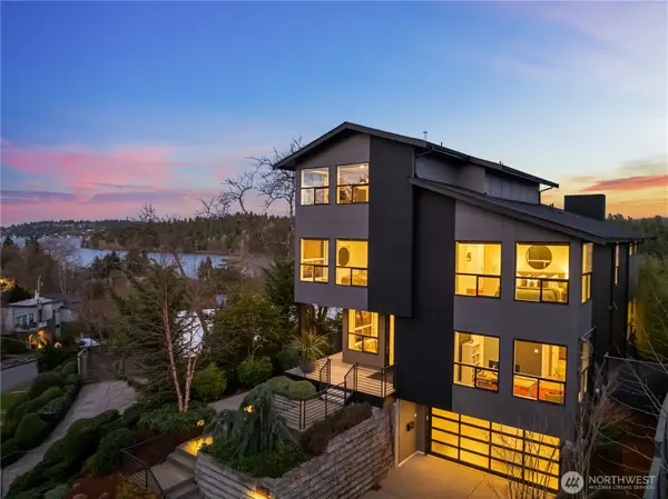 5950 Oakhurst Rd S, Seattle, WA 98118