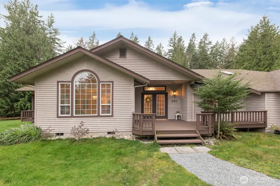 250 Saylor Road, Camano Island, WA 98282 - Image #3
