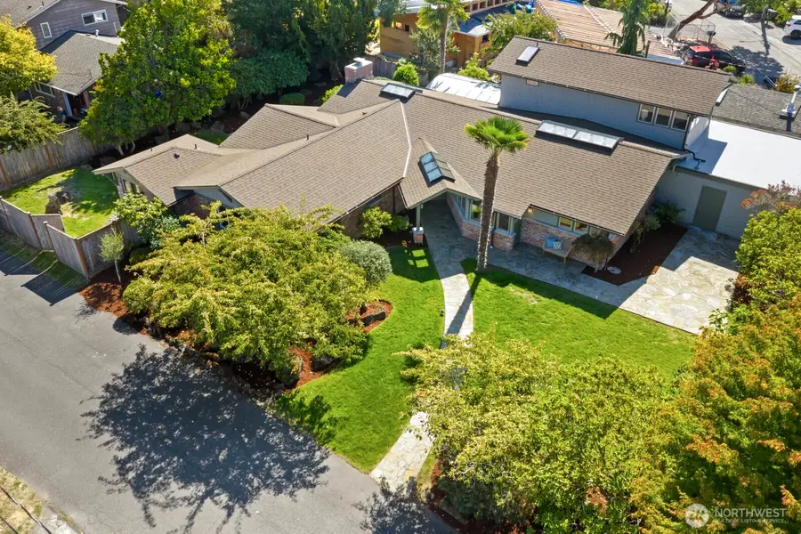 9712 50th Avenue Sw, Seattle, WA 98136 - Image #2