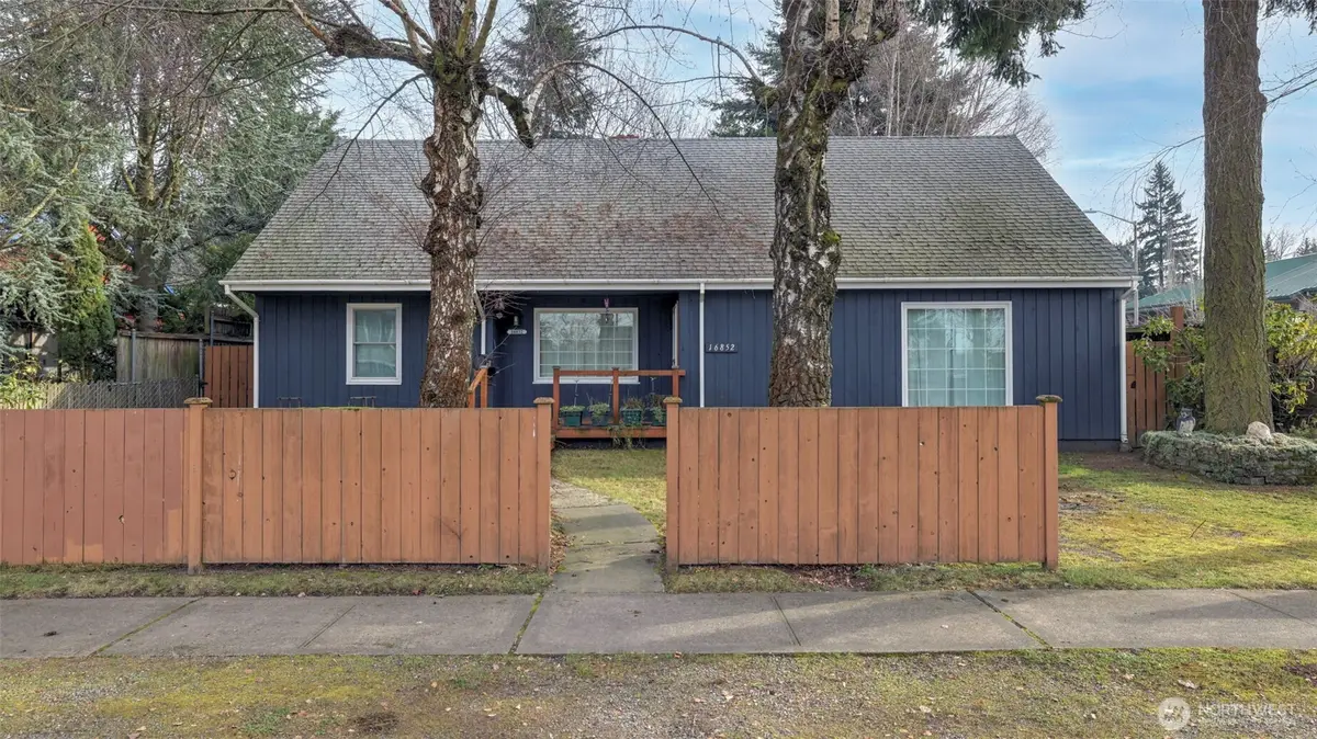 16852 35th Avenue S, Seatac, WA 98188 - Image #1