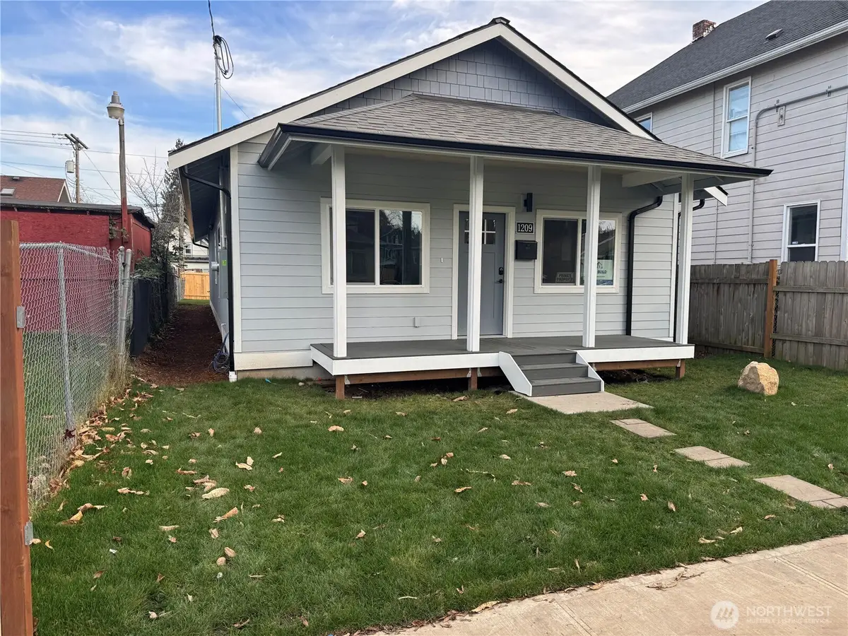 1209 S Cushman Avenue, Tacoma, WA 98405 - Image #1