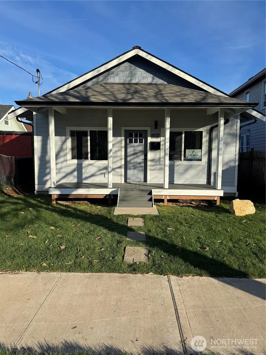 1209 S Cushman Avenue, Tacoma, WA 98405 - Image #3