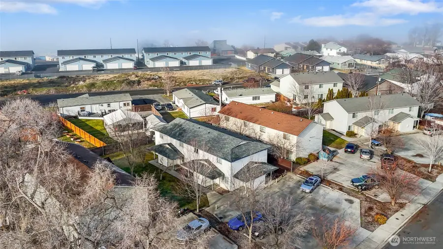 1818 W Crouse Street, Moses Lake, WA 98837 - #3